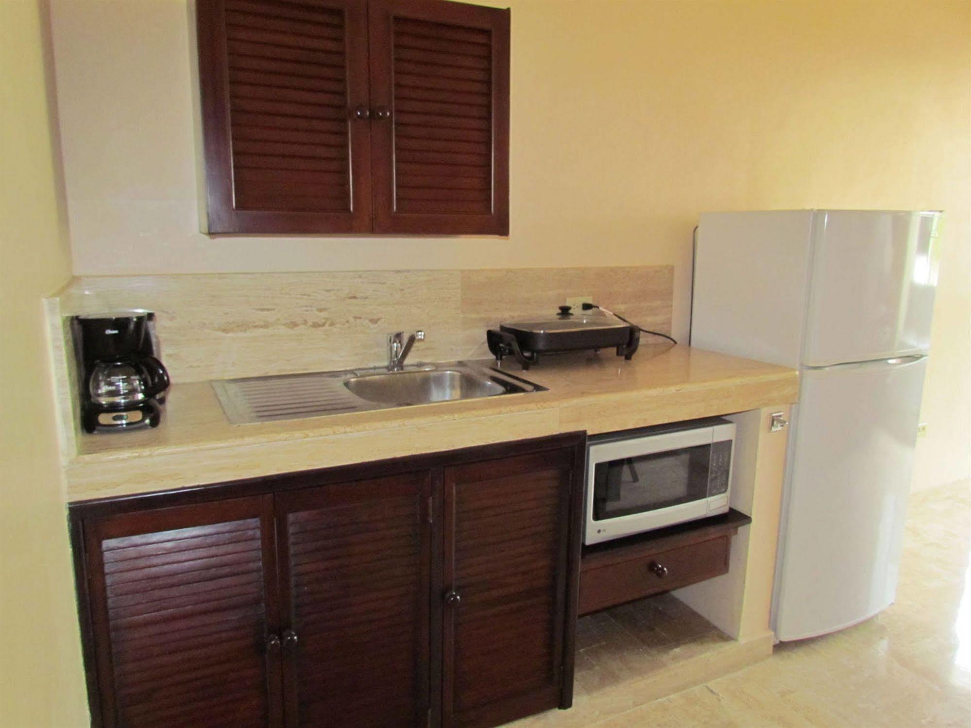 "5Th Av" Sol Del Caribe Apart Hotel (Adults Only) Плая дел Кармен Екстериор снимка